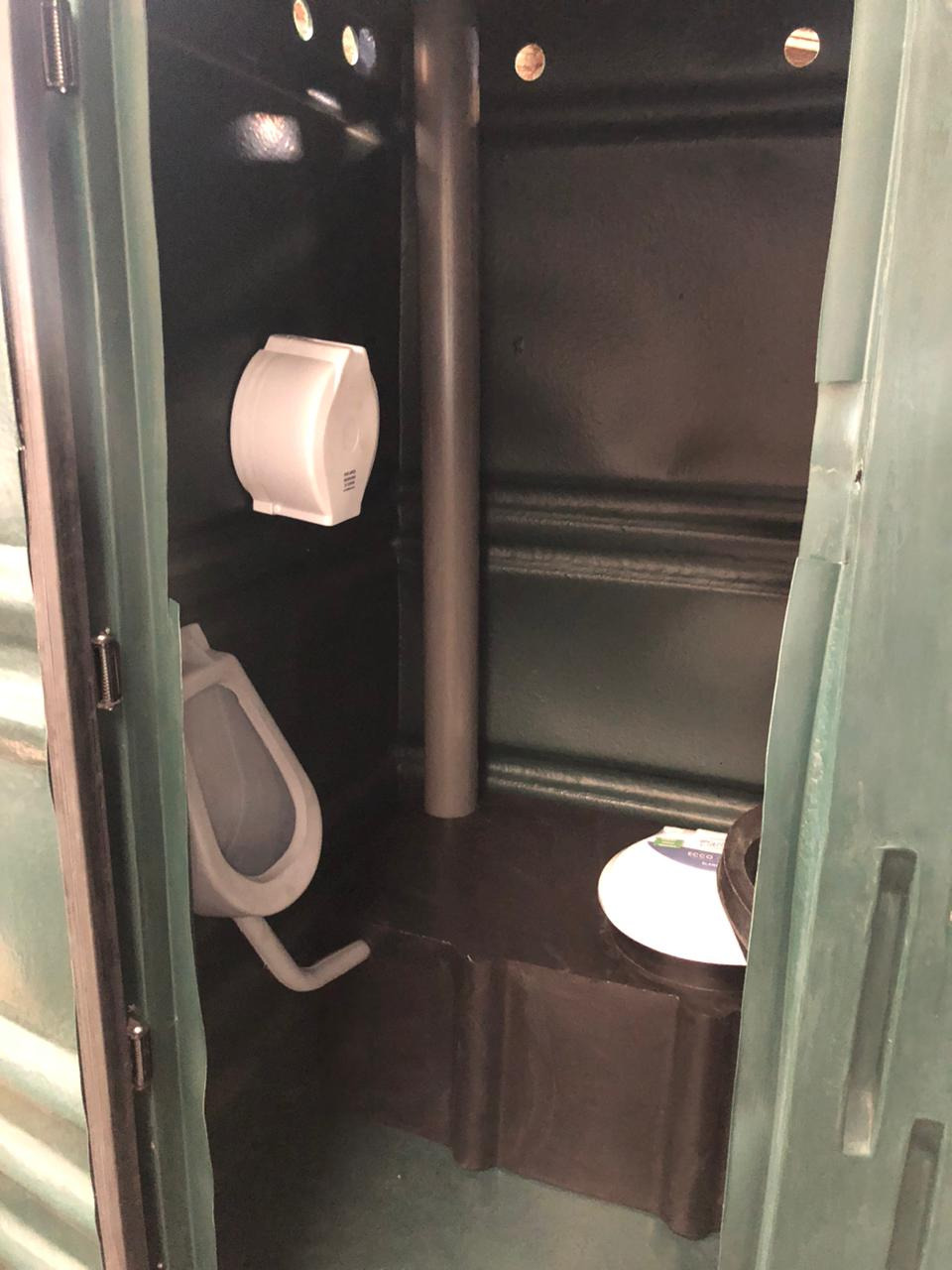 Baño químico con mingitorio — imagen 2